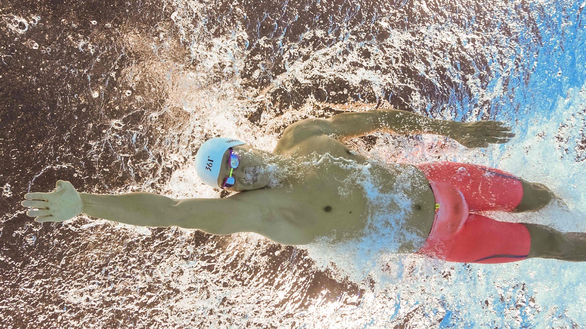 欧洲杯决战一触即发：战术变化引领潮流！，欧洲杯决策