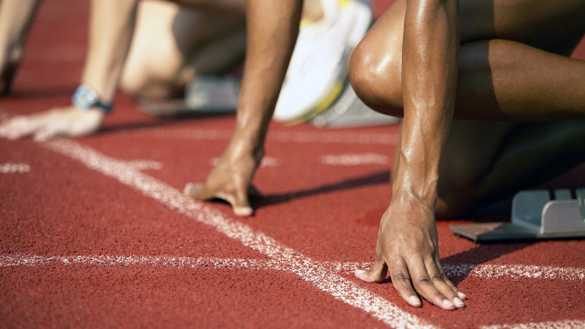 水球赛场瑞士男队防守严密，瑞士队打球风格