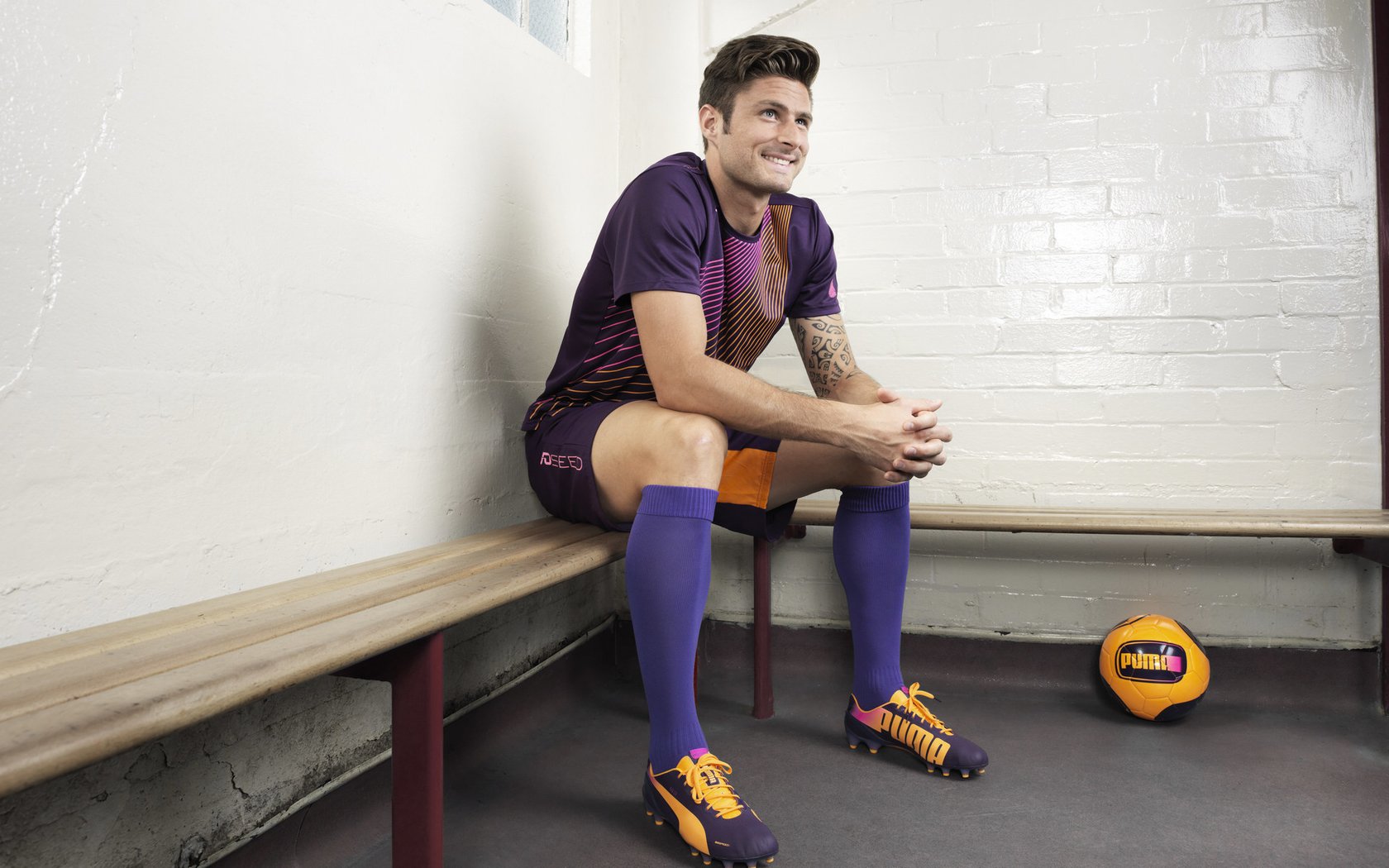 Kaiyun(中国)开云-欧洲杯比赛中的战术针对性分析，欧洲杯战略